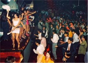 日経平均株価バブル後の高値更新2万4286円10銭まで上昇